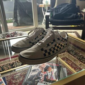 Vans Men's Checkered Sneakers - White and Black